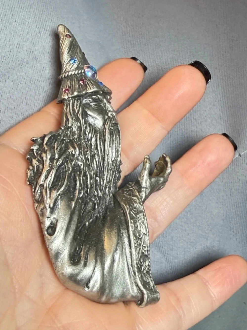 JJ Vintage Wizard Brooch Silver Tone Rhinestone Hat Fantasy 4”